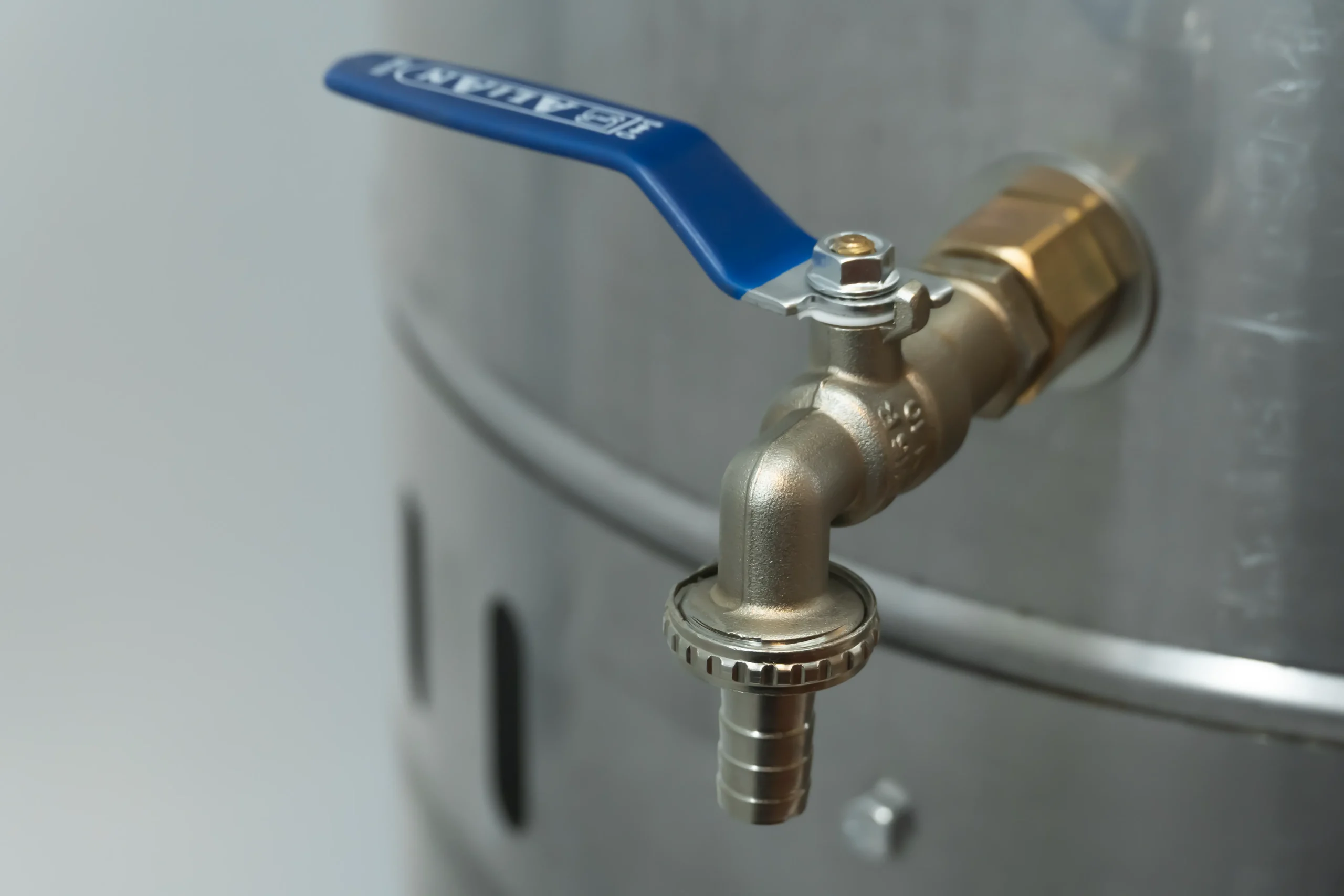 سماور هیئتی گازی تنوره دار 120 لیتری پارساتجهیز